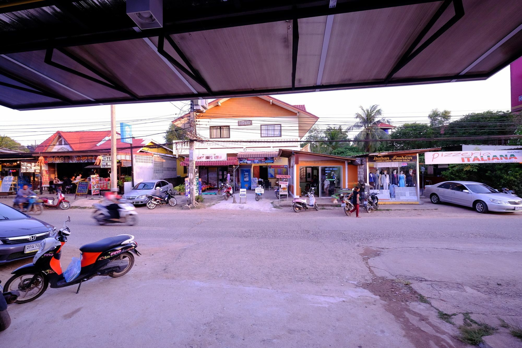 De​ Lanta Place Ko Lanta Extérieur photo